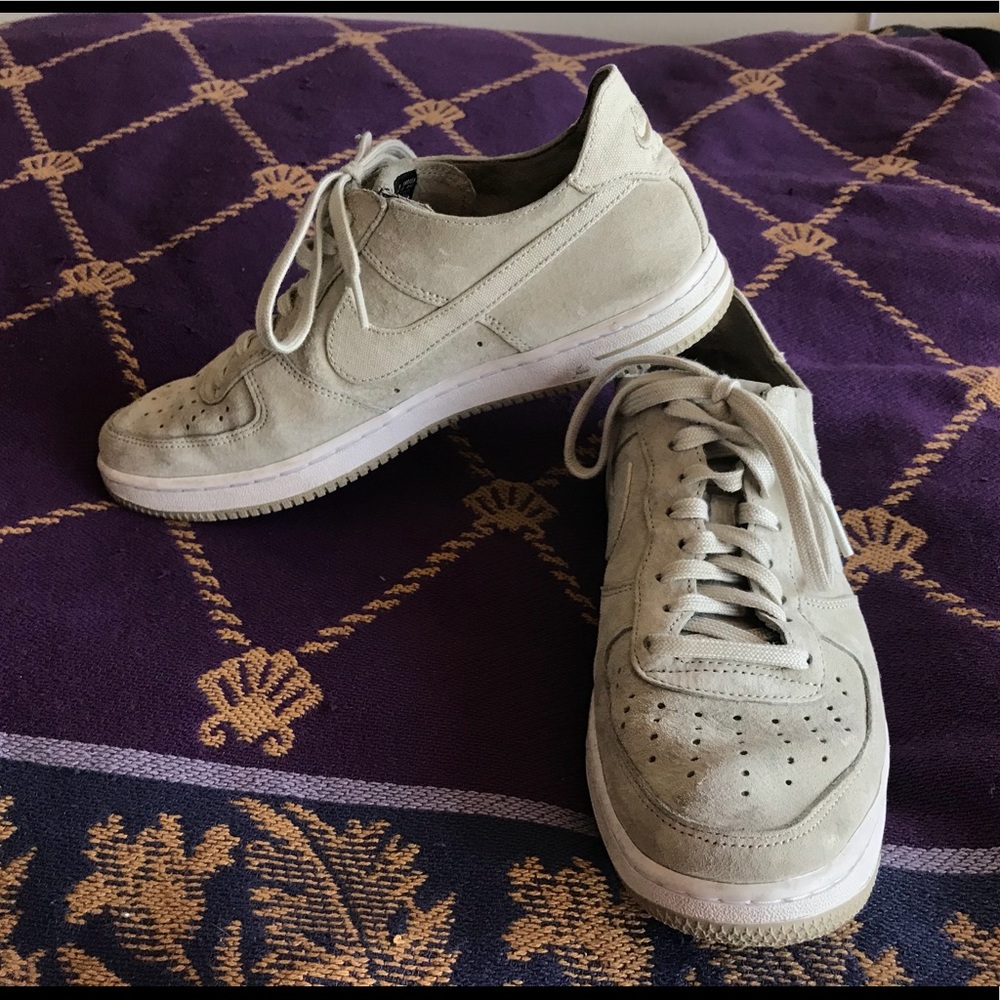 Air Jordan 1 Low suede